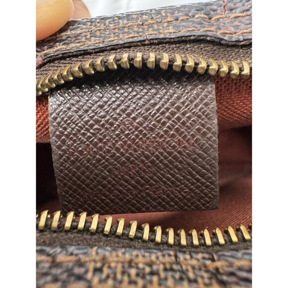 Vintage Louis Vuitton Damier Ebene Truth Makeup Pouch N51982 - Picture 15 of 15